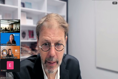 Lecture on UNESCO Data Governance Framework and ToolKit, By Prof. Steefaan Vehulst (New York University), Prof. Xianhong Hu (UNESCO-OFAP), and Ms. Leoana Vedadero (UNESCO) on 16 Sep. 2025 at XiongAn China